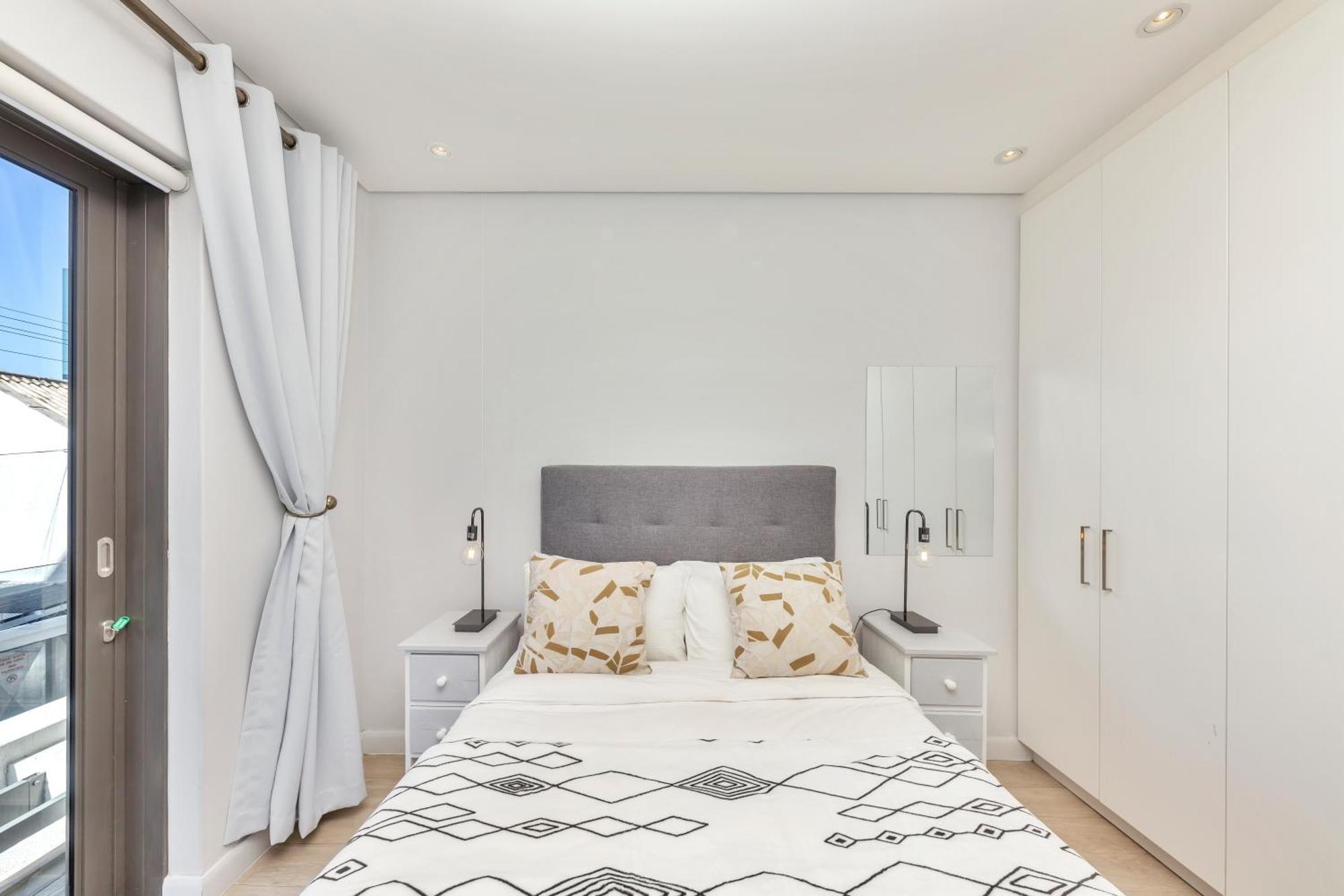 Urban Chic Apartment *