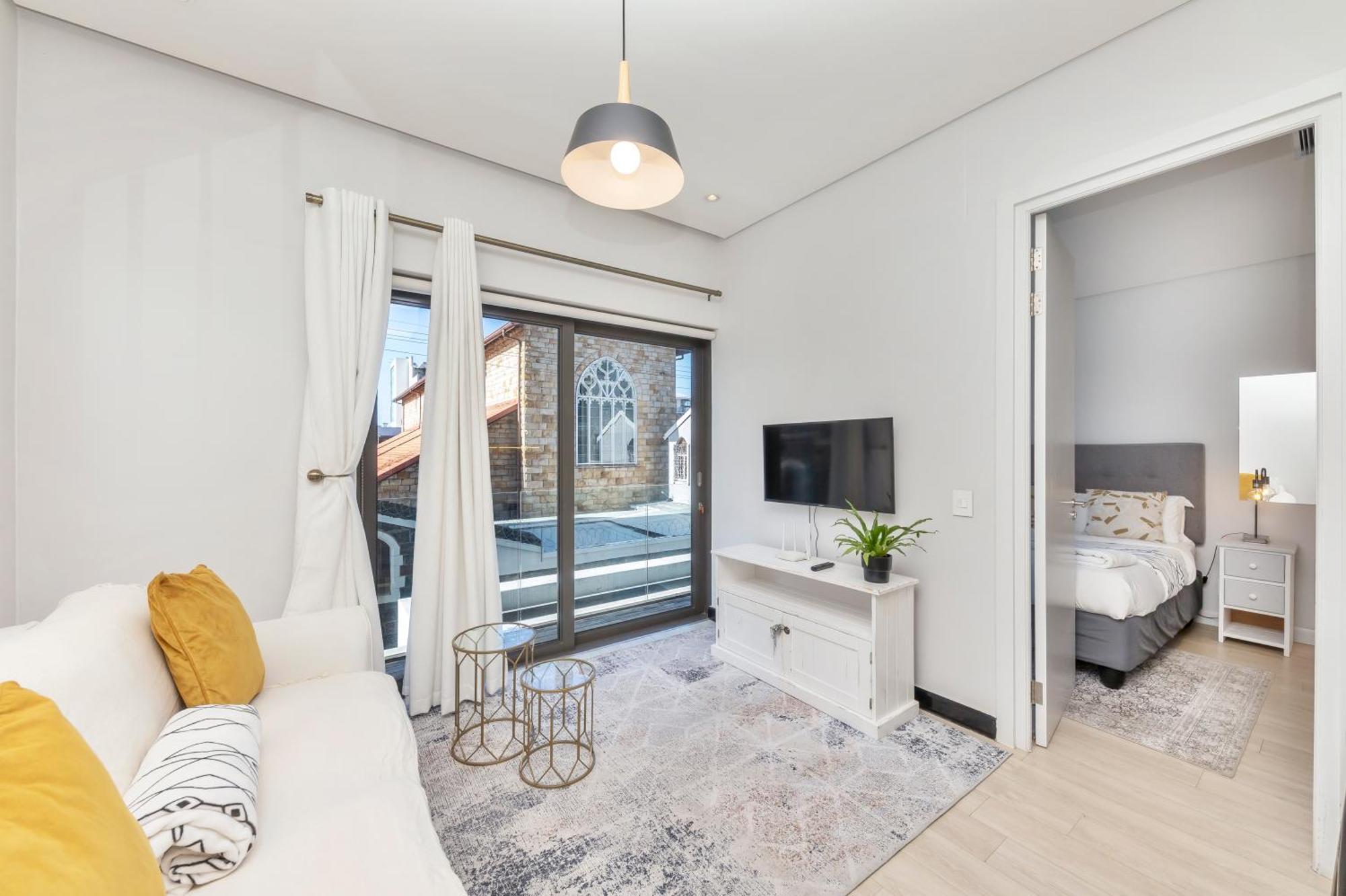 Urban Chic Apartment