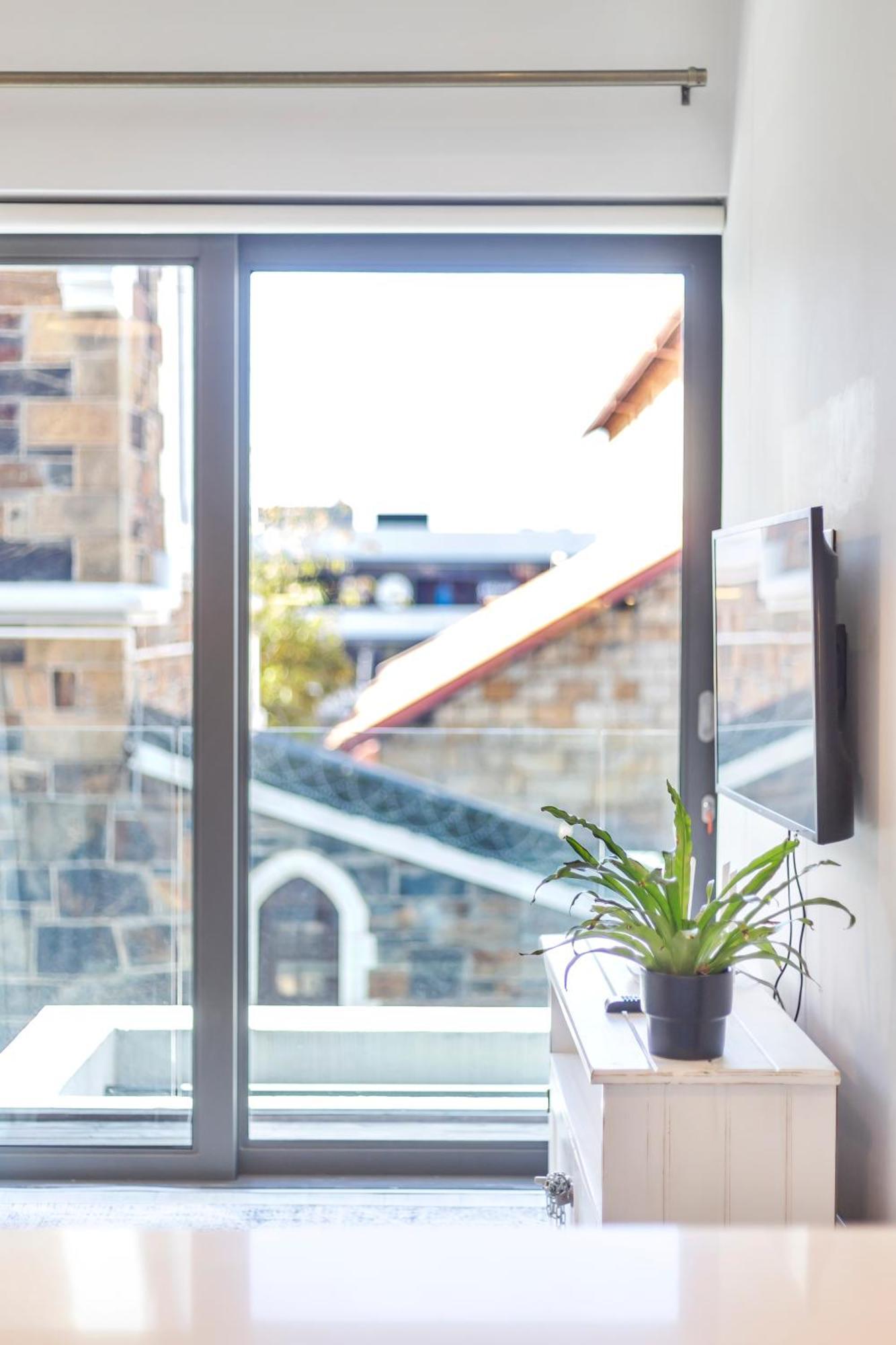 Urban Chic Apartment *