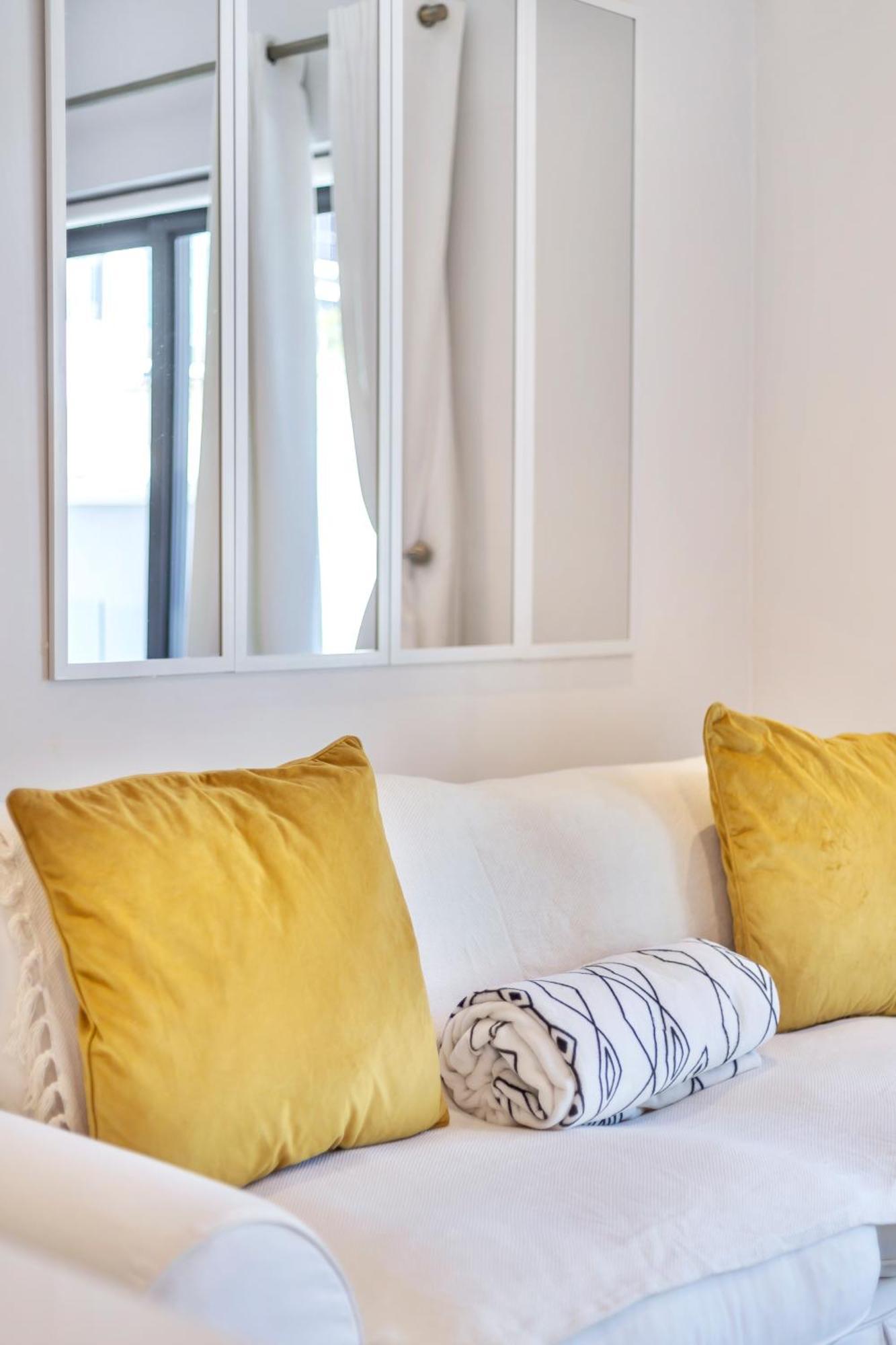 Urban Chic Apartment *